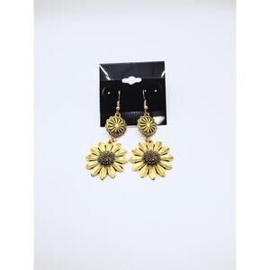 Gold Tone Dangle Sunflower Daisy Earrings Floral
